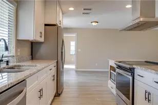 1128 SE 29th Terrace, Cape Coral, FL 33904 - Photo 8