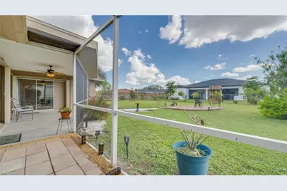 1128 SE 29th Ter, Cape Coral, FL 33904 - Photo 24