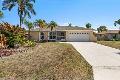 4013 SW 2nd Pl, Cape Coral, FL 33914 - Photo 2