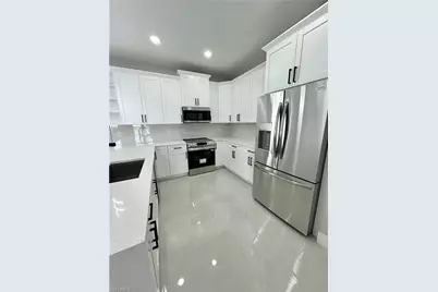 822 NE 19th St, Cape Coral, FL 33909 - Photo 6