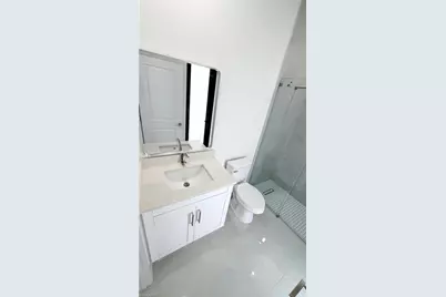 923 NE 17th Ter, Cape Coral, FL 33909 - Photo 14