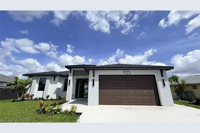 923 NE 17th Ter, Cape Coral, FL 33909 - Photo 1