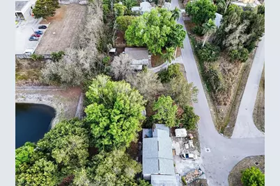 407 Baltimore Ave, Fort Myers, FL 33905 - Photo 6