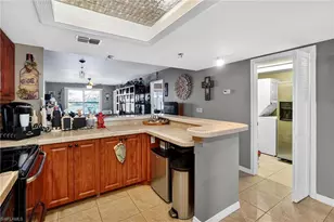 123 SW 47th Terrace, Cape Coral, FL 33914 - Photo 4