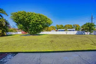 5417 Loyola Ln, Fort Myers, FL 33908 - Photo 18