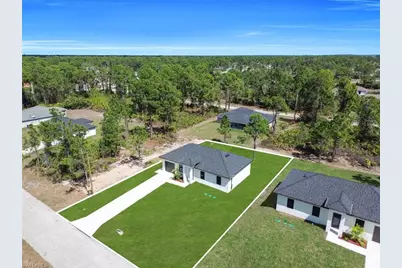 635 Summit Ave S, Lehigh Acres, FL 33974 - Photo 30