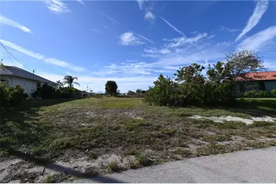 1416 NW 9th Ave, Cape Coral, FL 33993 - Photo 2