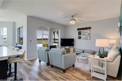 8096 Queen Palm Ln #217, Fort Myers, FL 33966 - Photo 2