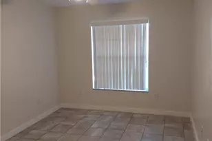 611 SE 5th St, Cape Coral, FL 33990 - Photo 12