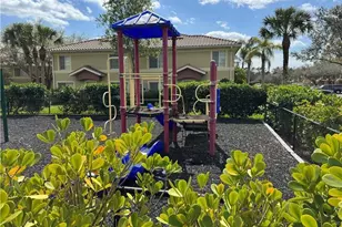 9440 Ivy Brook Run, Fort Myers, FL 33913 - Photo 18