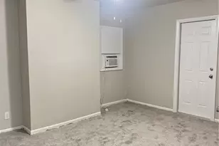 2304 Grand Ave, Fort Myers, FL 33901 - Photo 6