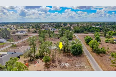 841 Dante Ave S, Lehigh Acres, FL 33974 - Photo 1