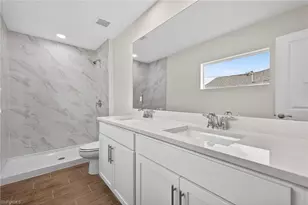 2500 NW 8th Pl, Cape Coral, FL 33993 - Photo 22