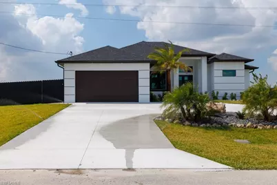2716 NW 4th Pl, Cape Coral, FL 33993 - Photo 4