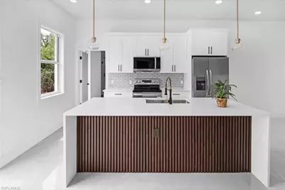 633 Wabasso Ave S, Lehigh Acres, FL 33974 - Photo 2