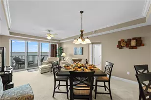 2745 1st St, Fort Myers, FL 33916 - Photo 12