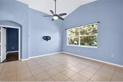 8278 Sumner Ave, Fort Myers, FL 33908 - Photo 6