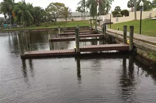 9262 Palm Island Cir, North Fort Myers, FL 33903 - Photo 40