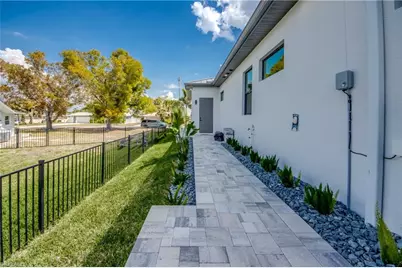 5310 Bayview Ct, Cape Coral, FL 33904 - Photo 48