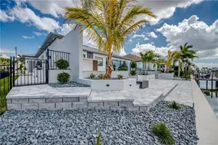 5310 Bayview Ct, Cape Coral, FL 33904 - Photo 4