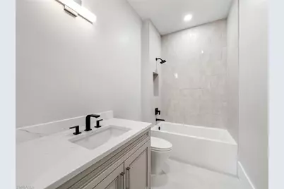 4850 Laurel Ln, Fort Myers, FL 33908 - Photo 38