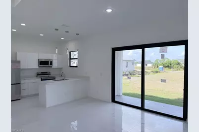 477 Rayford St, Lehigh Acres, FL 33974 - Photo 8