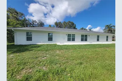 2156 Edison Ave, Fort Myers, FL 33901 - Photo 2