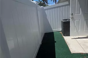 2156 Edison Ave, Fort Myers, FL 33901 - Photo 4