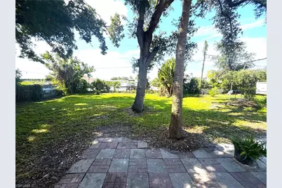 3350 Apache St, Fort Myers, FL 33916 - Photo 14