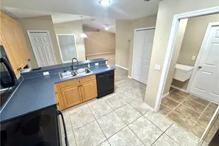 4409 SW 15th Ave, Cape Coral, FL 33914 - Photo 8