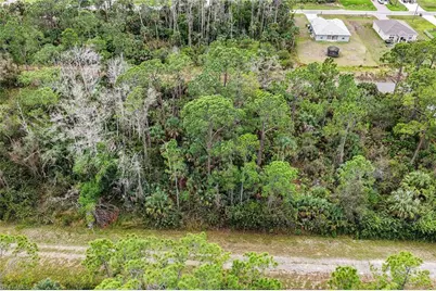 515 Woodman Dr, Lehigh Acres, FL 33972 - Photo 6