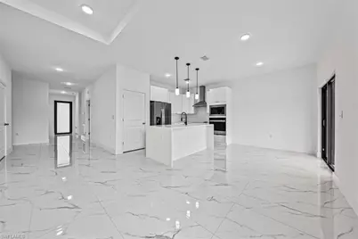 3813 25th St SW, Lehigh Acres, FL 33976 - Photo 4