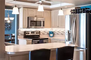 918 SE 28th Terrace, Cape Coral, FL 33904 - Photo 8