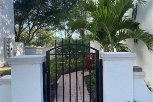 7065 Venice Way, Naples, FL 34119 - Photo 2