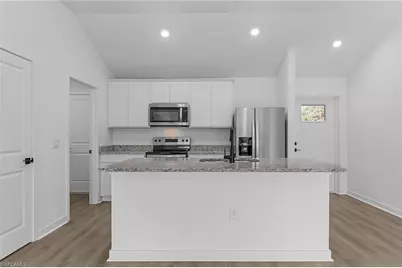2030 NE 2nd Pl, Cape Coral, FL 33909 - Photo 2