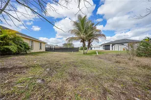 2117 NE 40th St, Cape Coral, FL 33909 - Photo 30