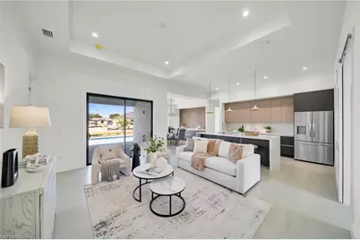 332 SW 26th Ave, Cape Coral, FL 33991 - Photo 4