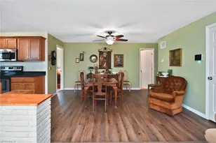 2237 Flora Ave, Fort Myers, FL 33907 - Photo 4