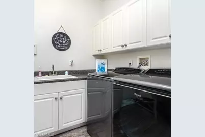 2317 SW 43rd Ln, Cape Coral, FL 33914 - Photo 18
