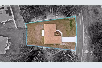 731 Anaconda Ave S, Lehigh Acres, FL 33974 - Photo 4