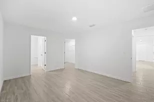 731 Anaconda Ave S, Lehigh Acres, FL 33974 - Photo 18