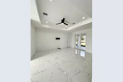 325 Paulcrest Ave, Lehigh Acres, FL 33974 - Photo 4