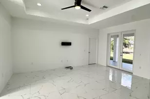 325 Paulcrest Ave, Lehigh Acres, FL 33974 - Photo 4