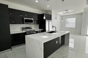 325 Paulcrest Ave, Lehigh Acres, FL 33974 - Photo 2