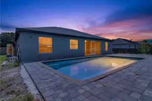 3404 34th St SW, Lehigh Acres, FL 33976 - Photo 4