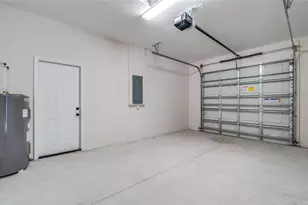 4864 Golfview Blvd, Lehigh Acres, FL 33973 - Photo 18