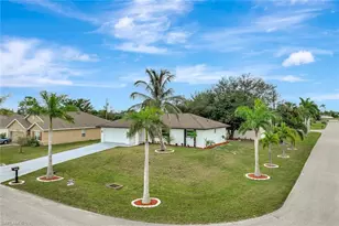 2134 SW 2nd Ct, Cape Coral, FL 33991 - Photo 2