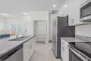 6040 Kumquat Cir, Labelle, FL 33935 - Photo 8