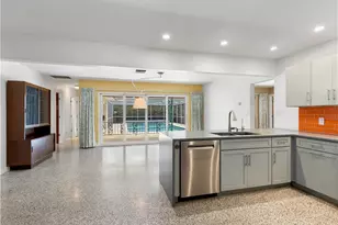 3517 Stuart Ct, Fort Myers, FL 33901 - Photo 4