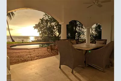 2878 Valencia Way, Fort Myers, FL 33901 - Photo 32